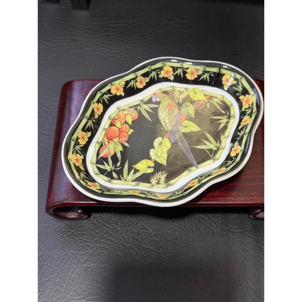 Andrea Green Winged Sadek Macaw Collection Siddhia Hutchinson Trinket Dish Black